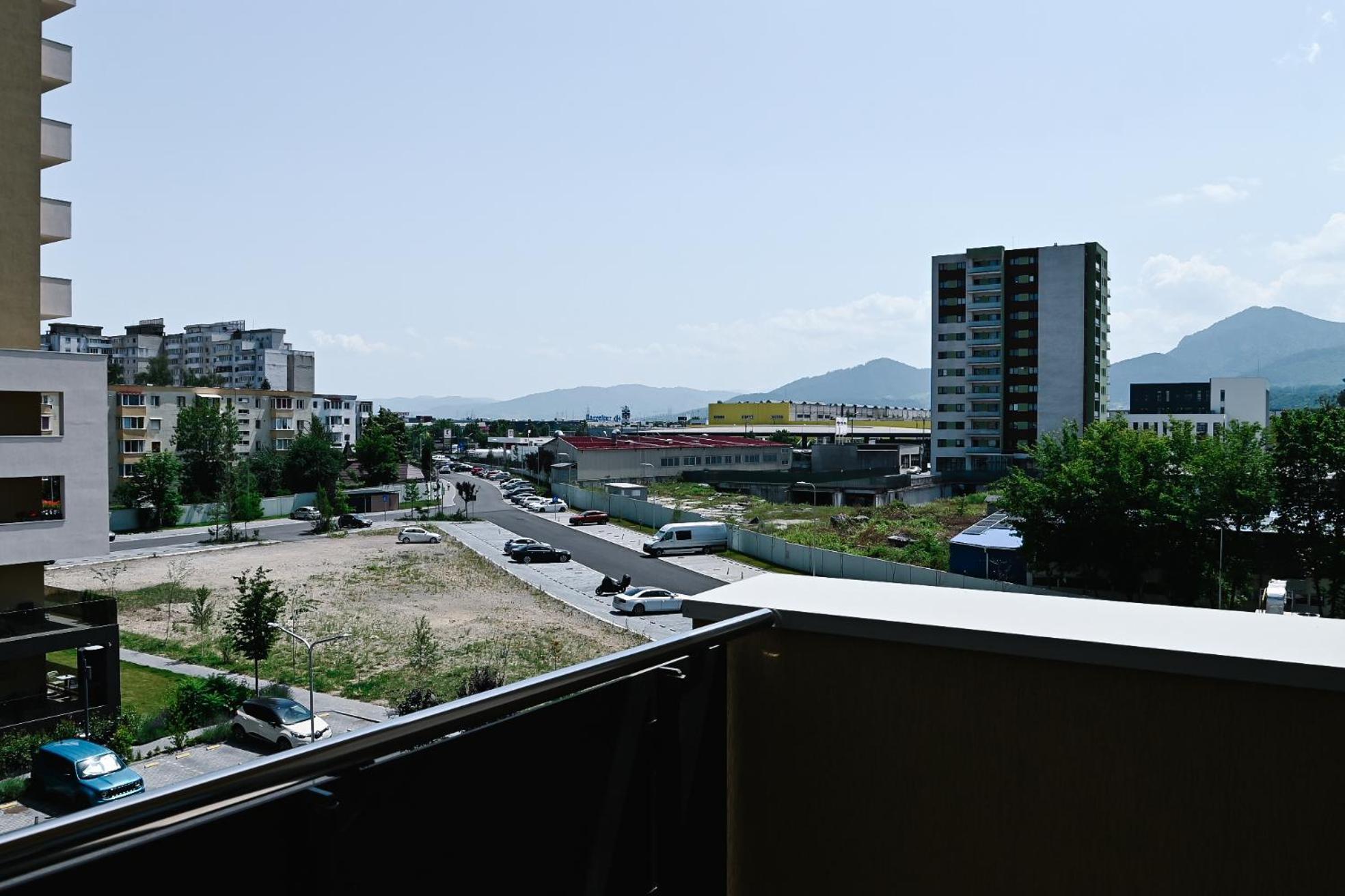 Urban Plaza - Aparthotel 브라쇼브 외부 사진